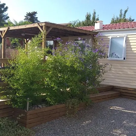 Vakantiehuis Lous Roussels *